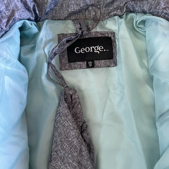 Women’s XS George Coat - Picture 2 of 2
